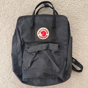 Kånken Black Backpack